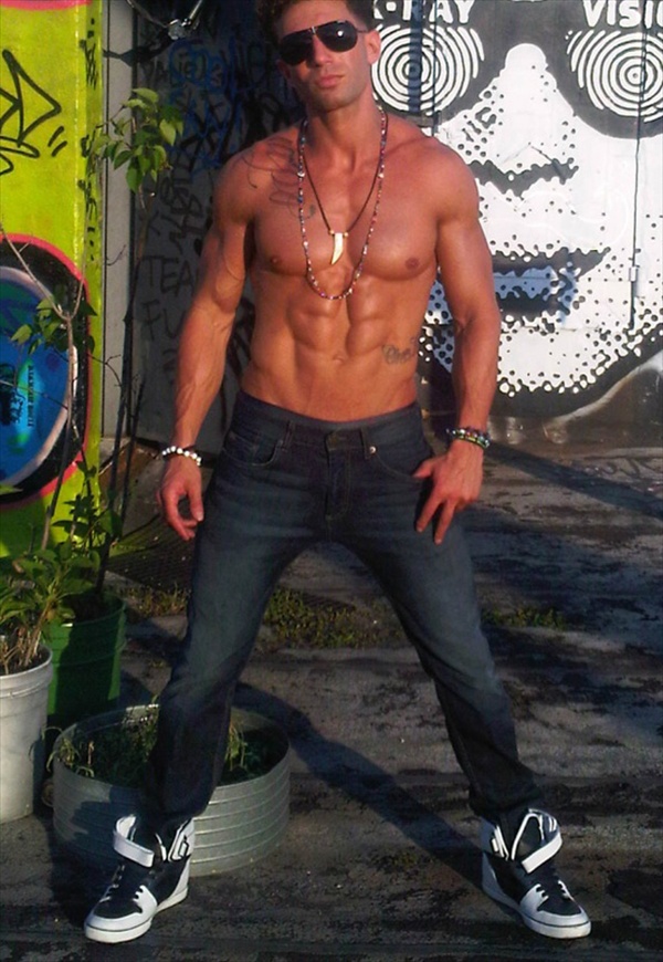 Jonny – Fitness Model Miami | Fitness Men
